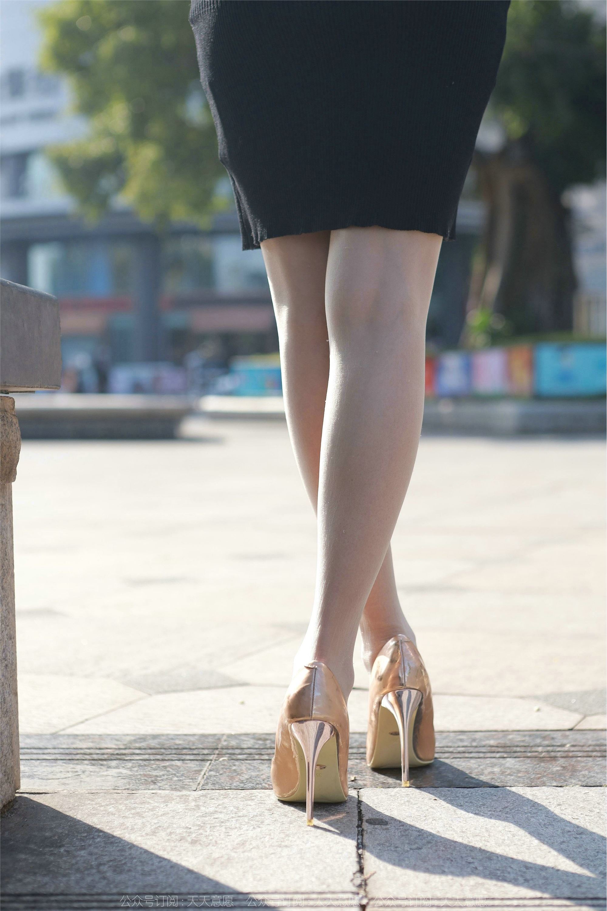 IESS异思趣向 2022.03.21 丝享家1035：婉萍《黑色包臀裙》